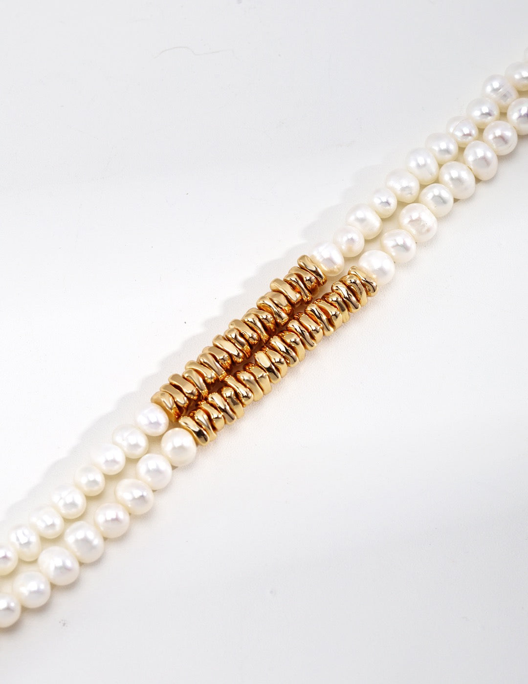 Golden nuggets Pearl set