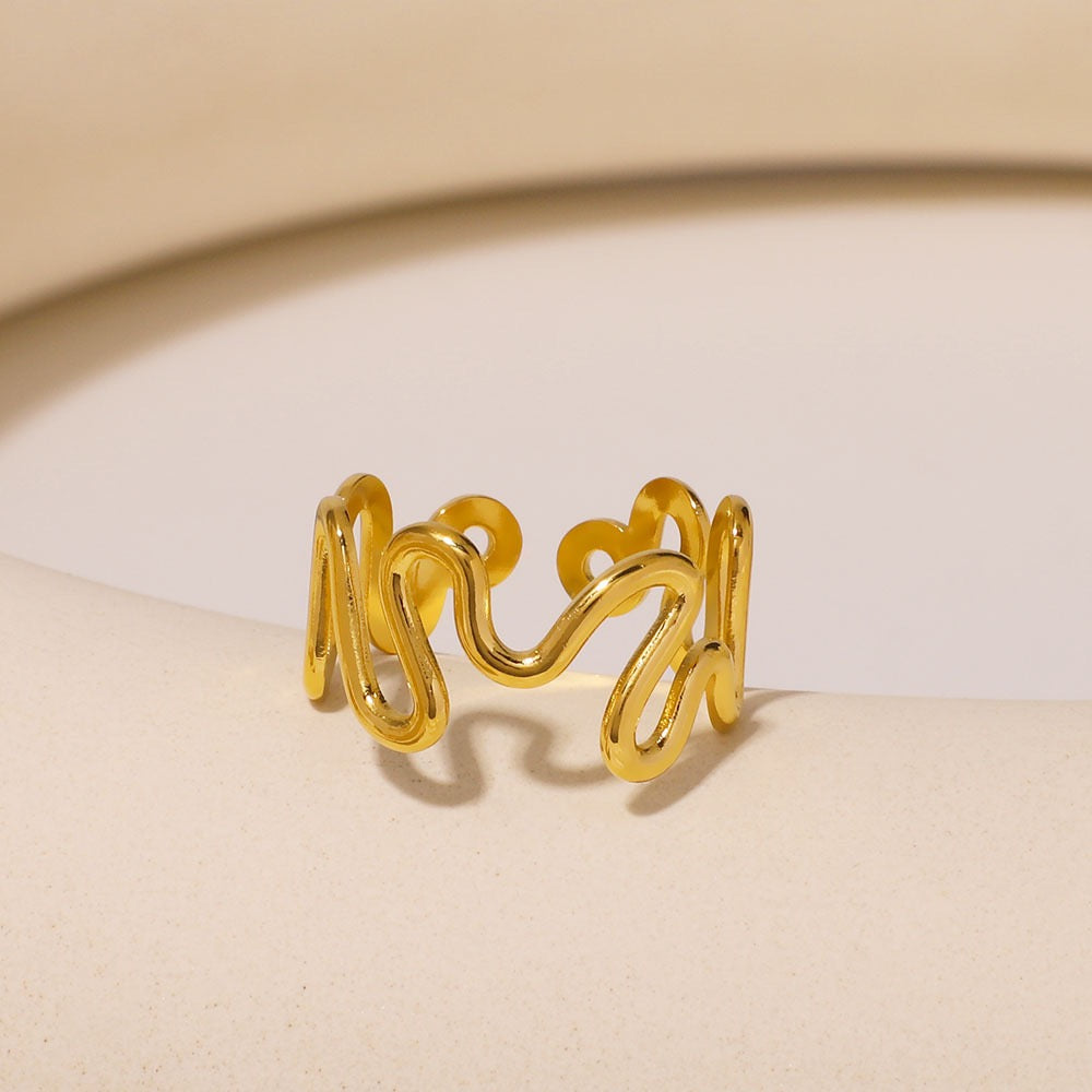 Hearty line ring