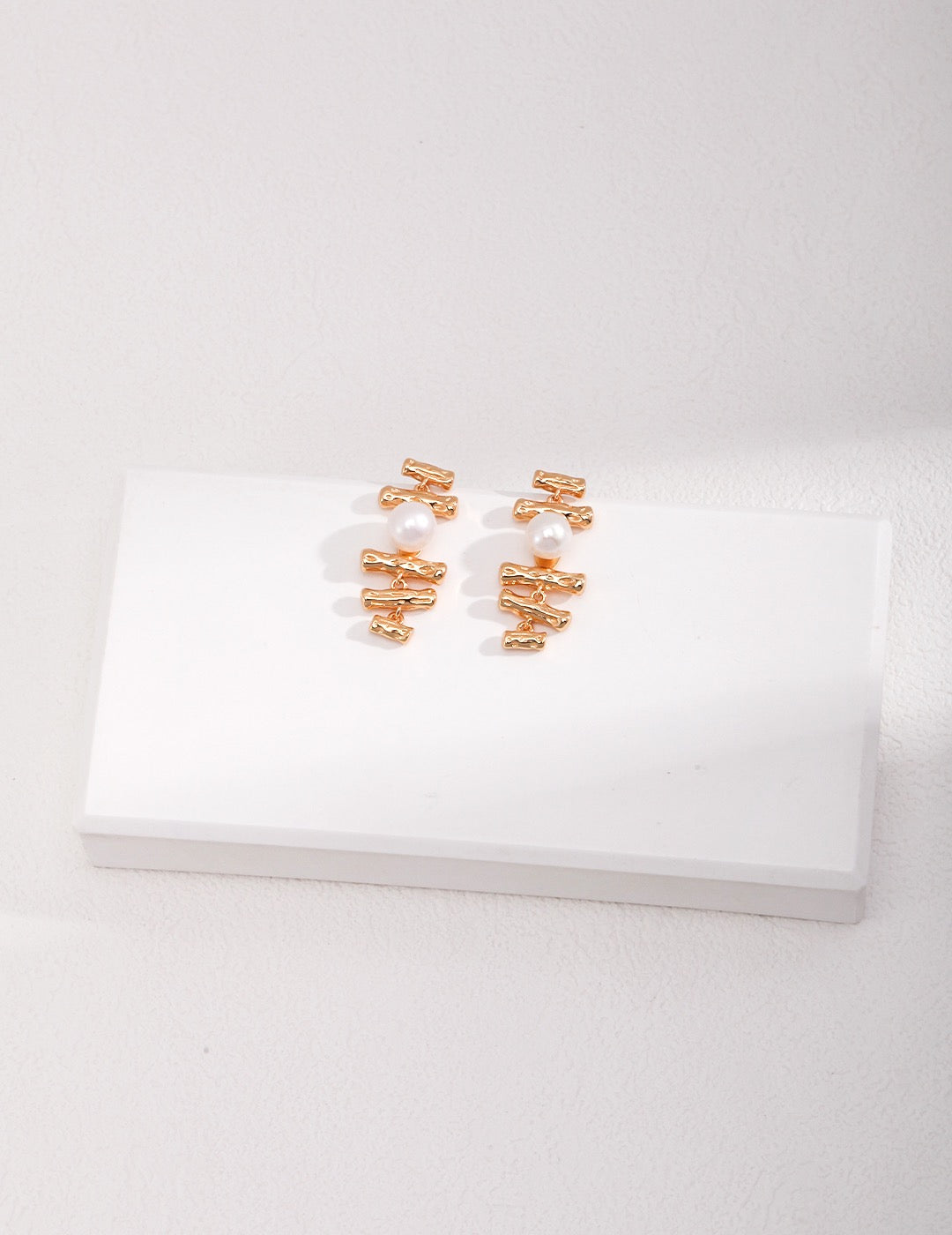 Ladder pearl earrings