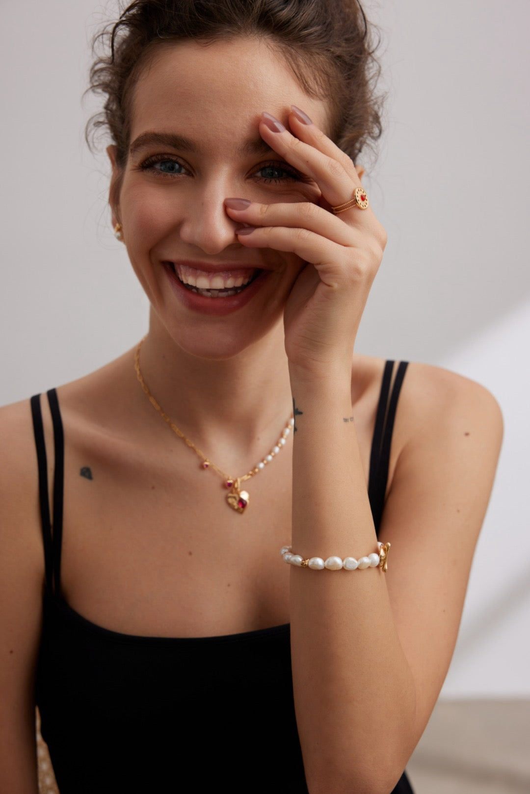 Red corundum pearl collection