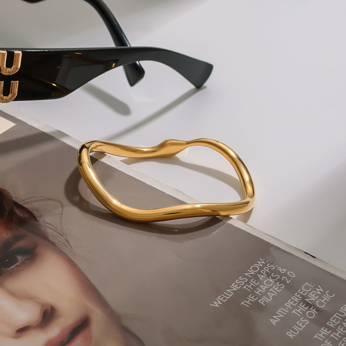 Grove snake bangle