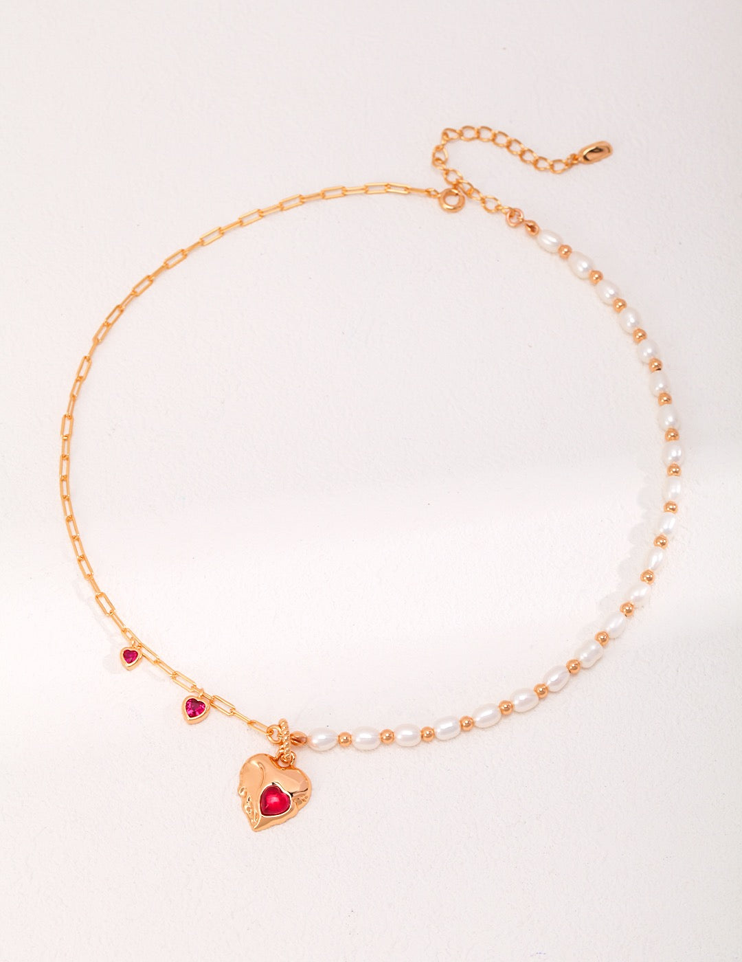 Red corundum pearl collection