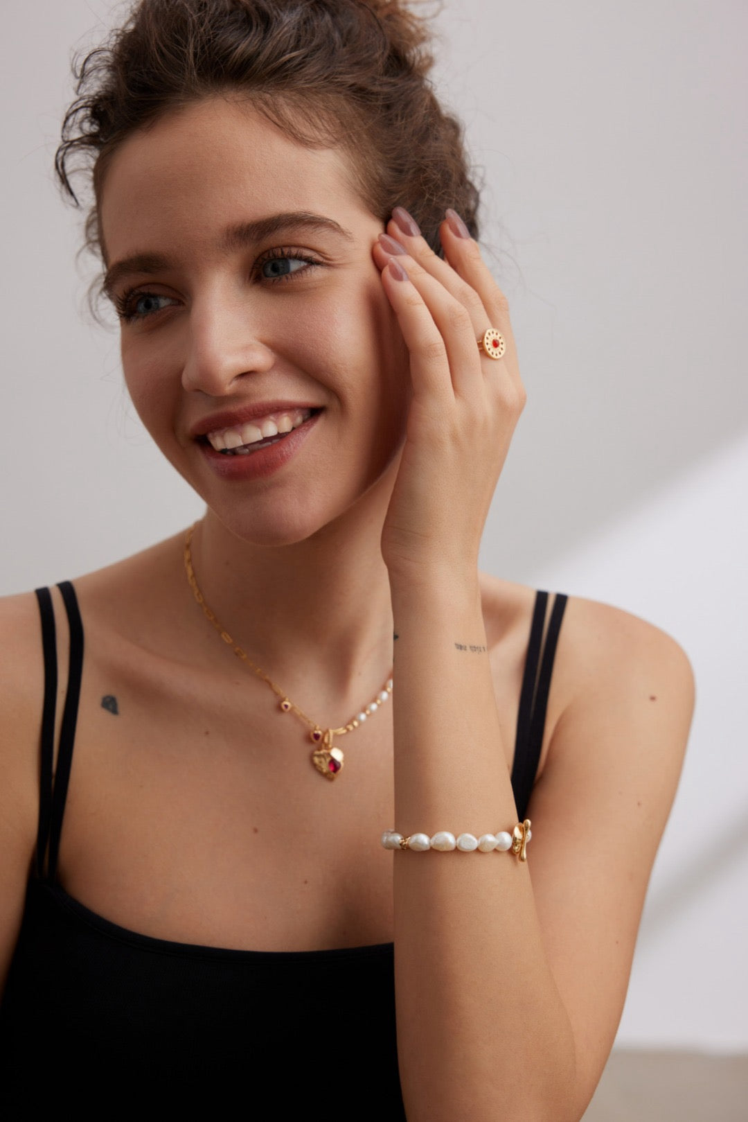 Red corundum pearl collection