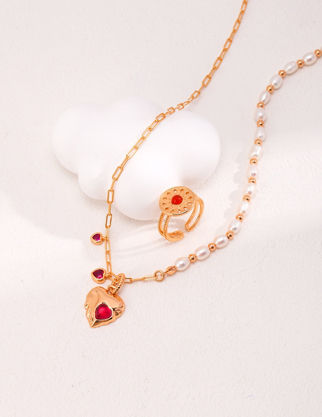 Red corundum pearl collection