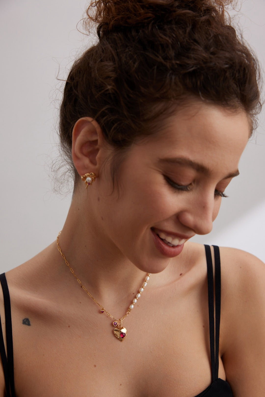 Red corundum pearl collection