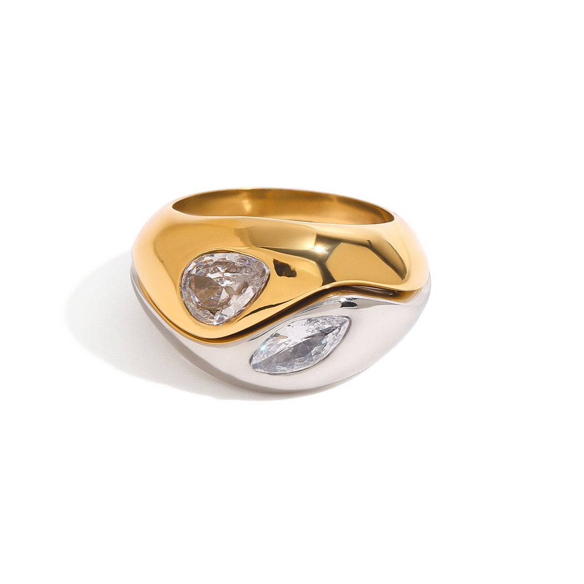 Hewlett twin rings set