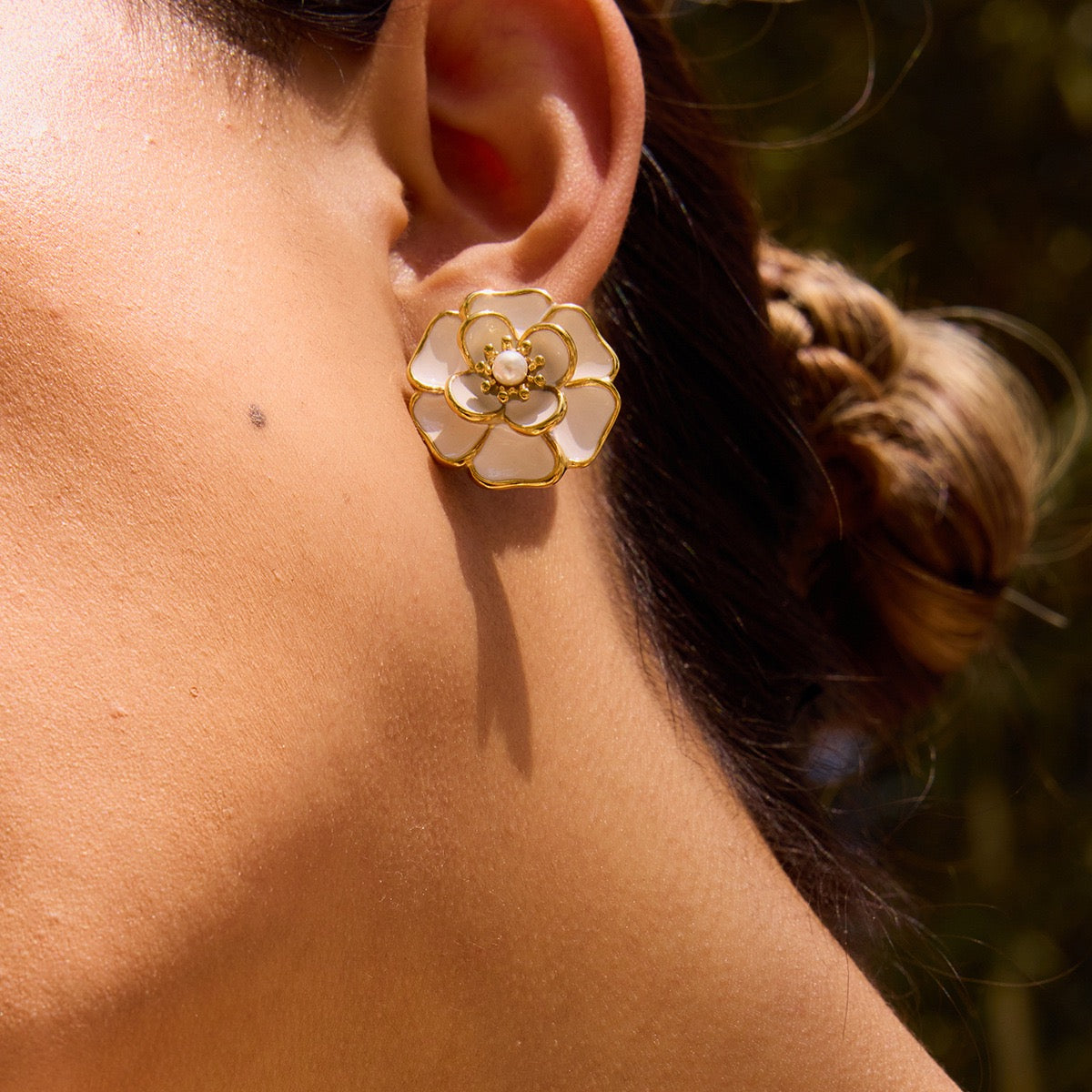 White Rose ring