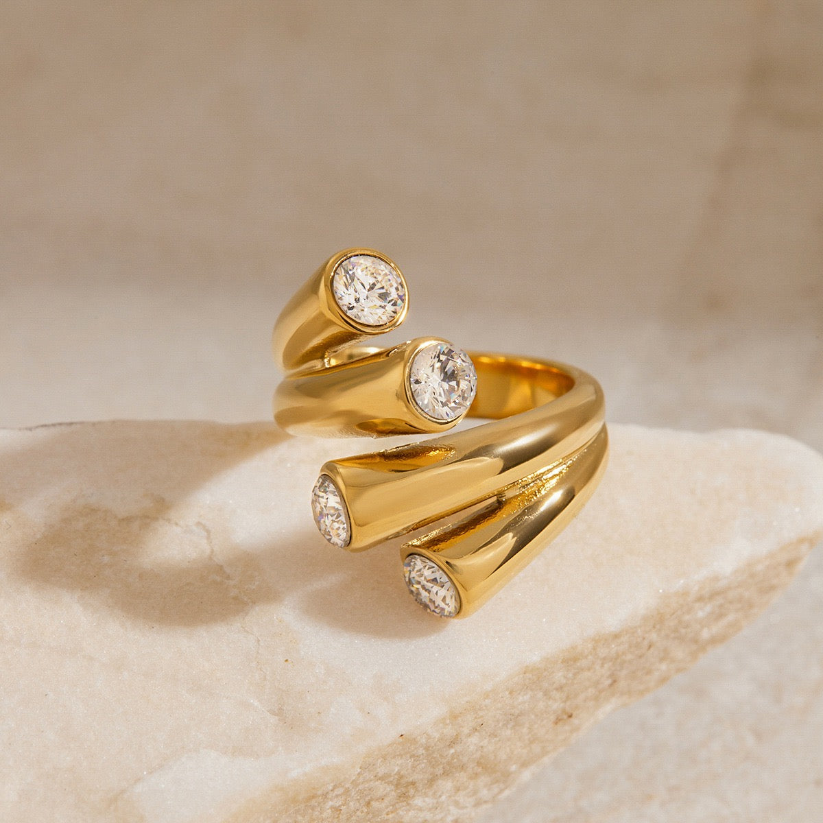 Shiny stars ring