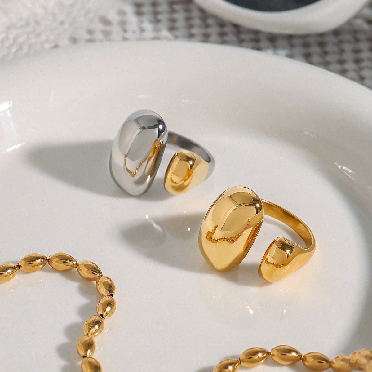 Owens bulky rings