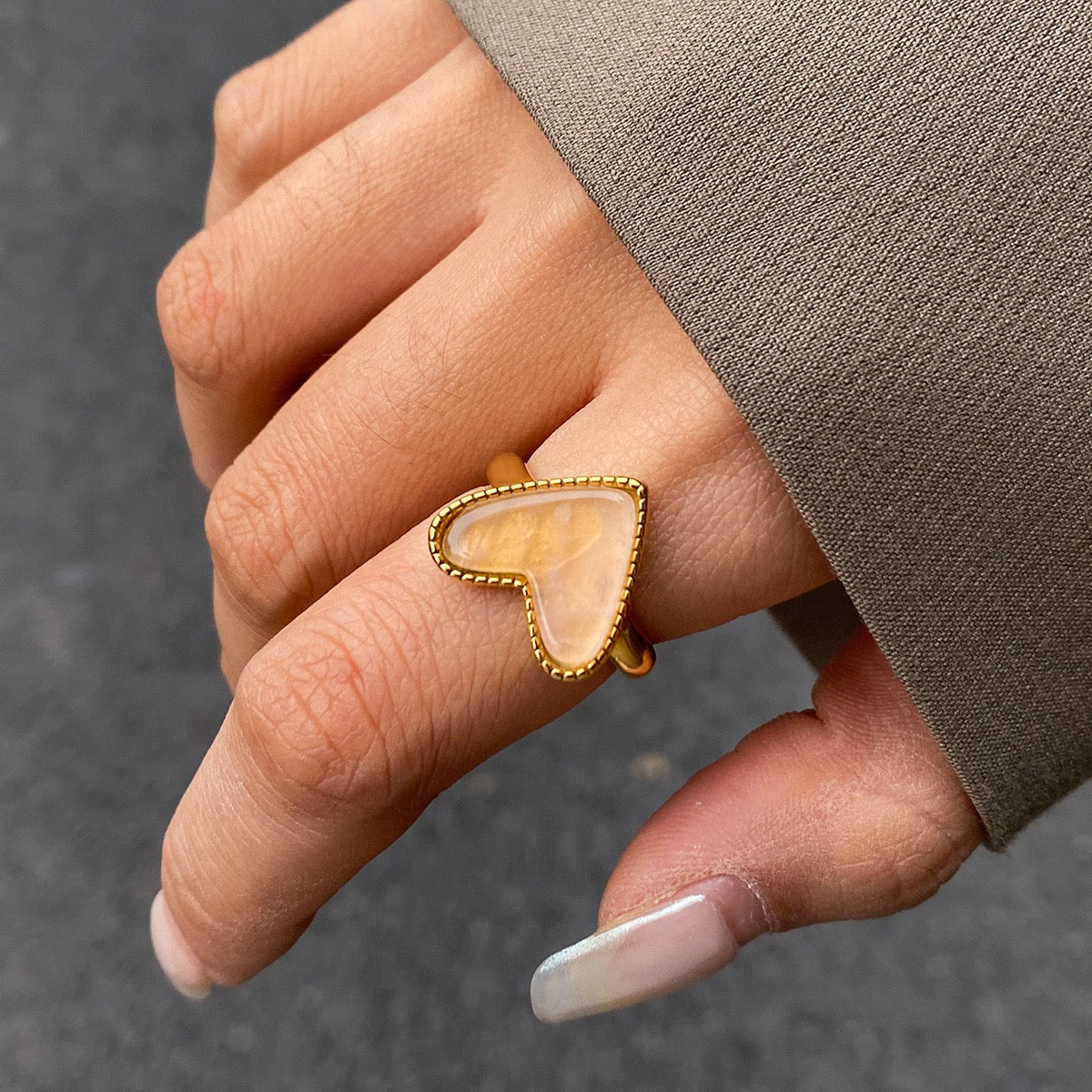 Rainbow heart rings