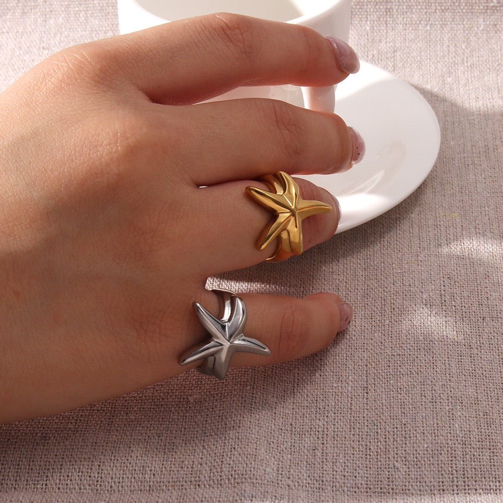 Fresiah Fat star rings
