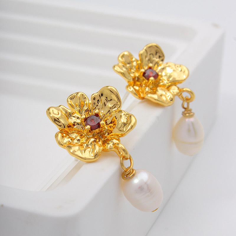 Julianna Rose freshwater pearls earrings