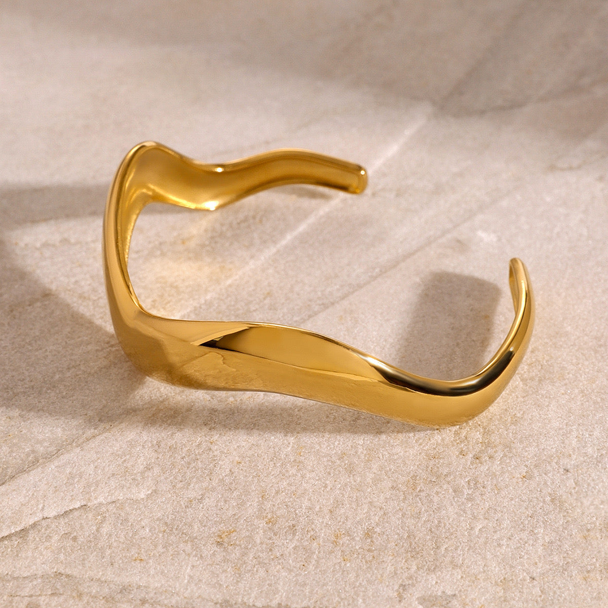 Happy Big wave bangle