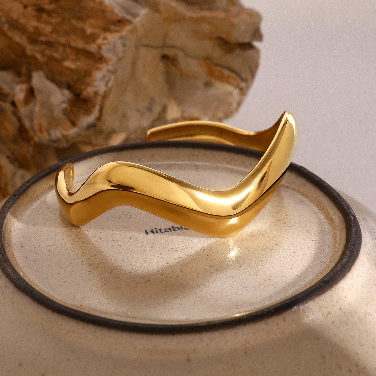 Happy Big wave bangle