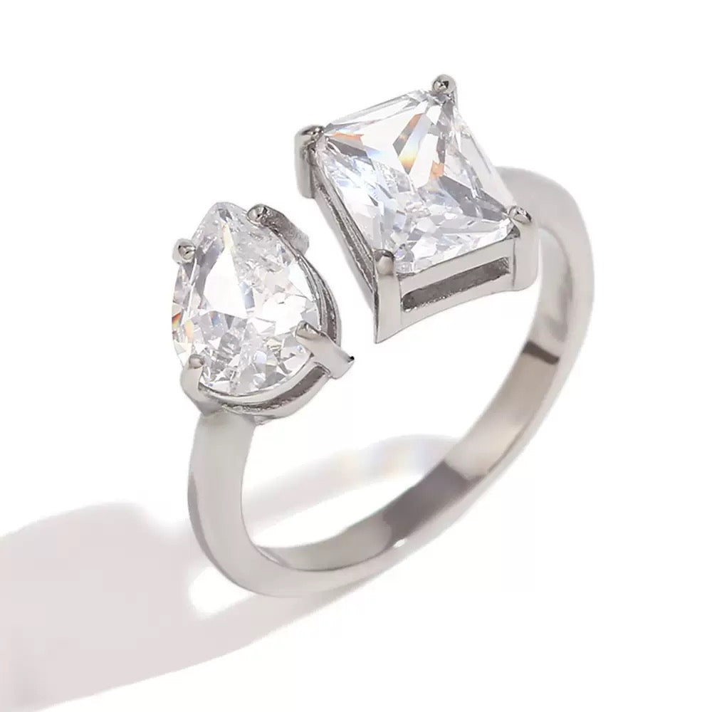 Hailey rock rings