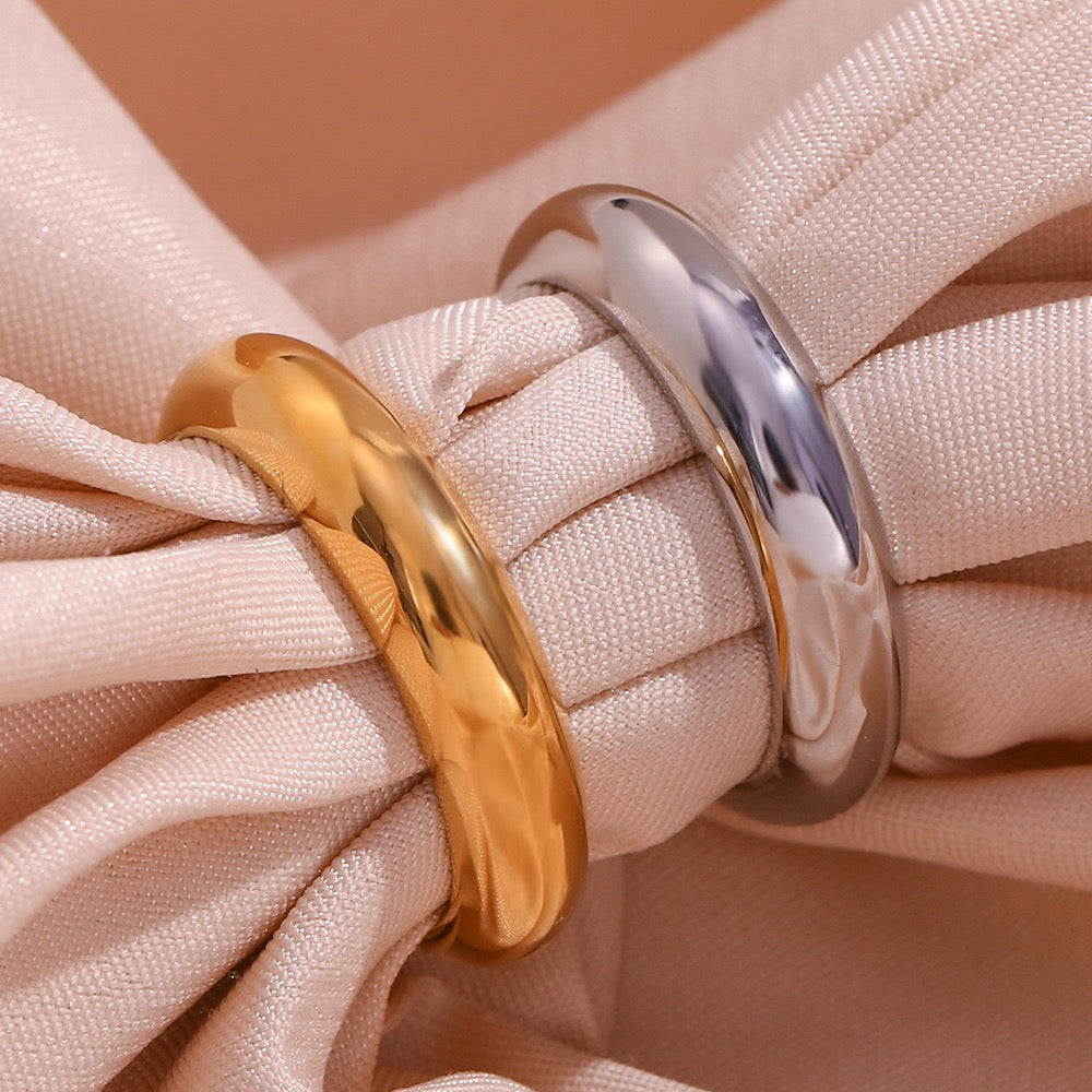 Ammie Classic band rings