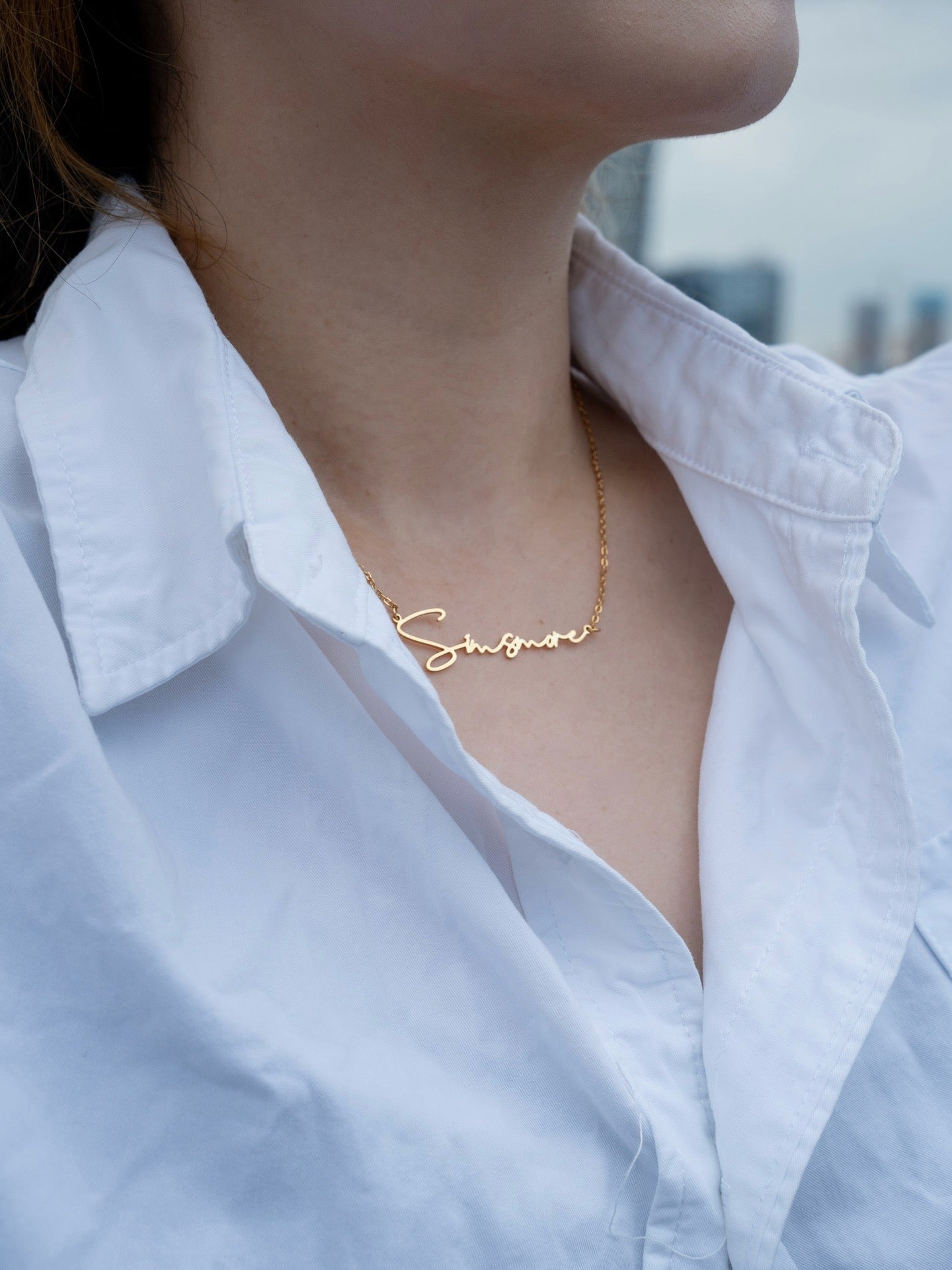 A customized name necklace sterling silver