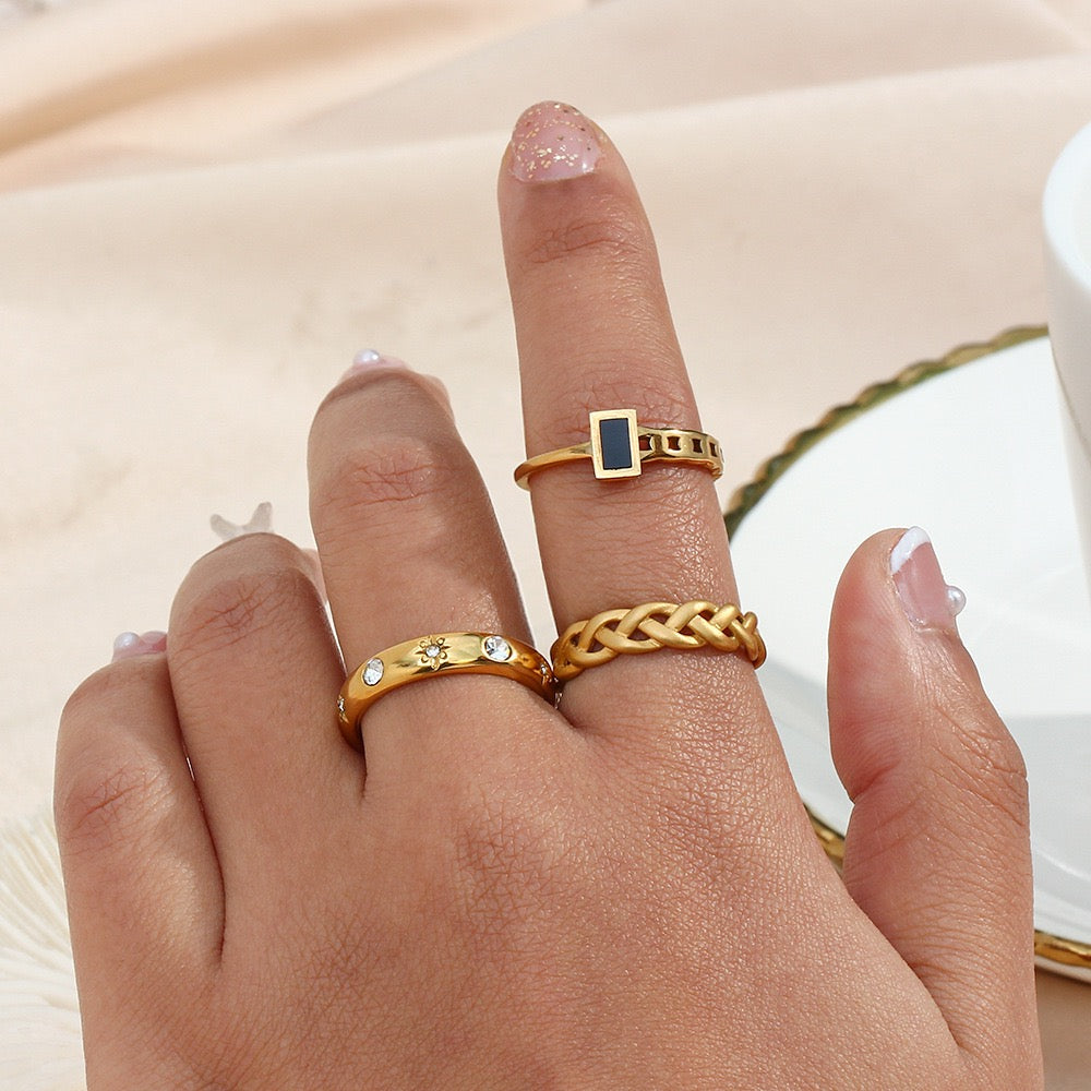 Skylie rings