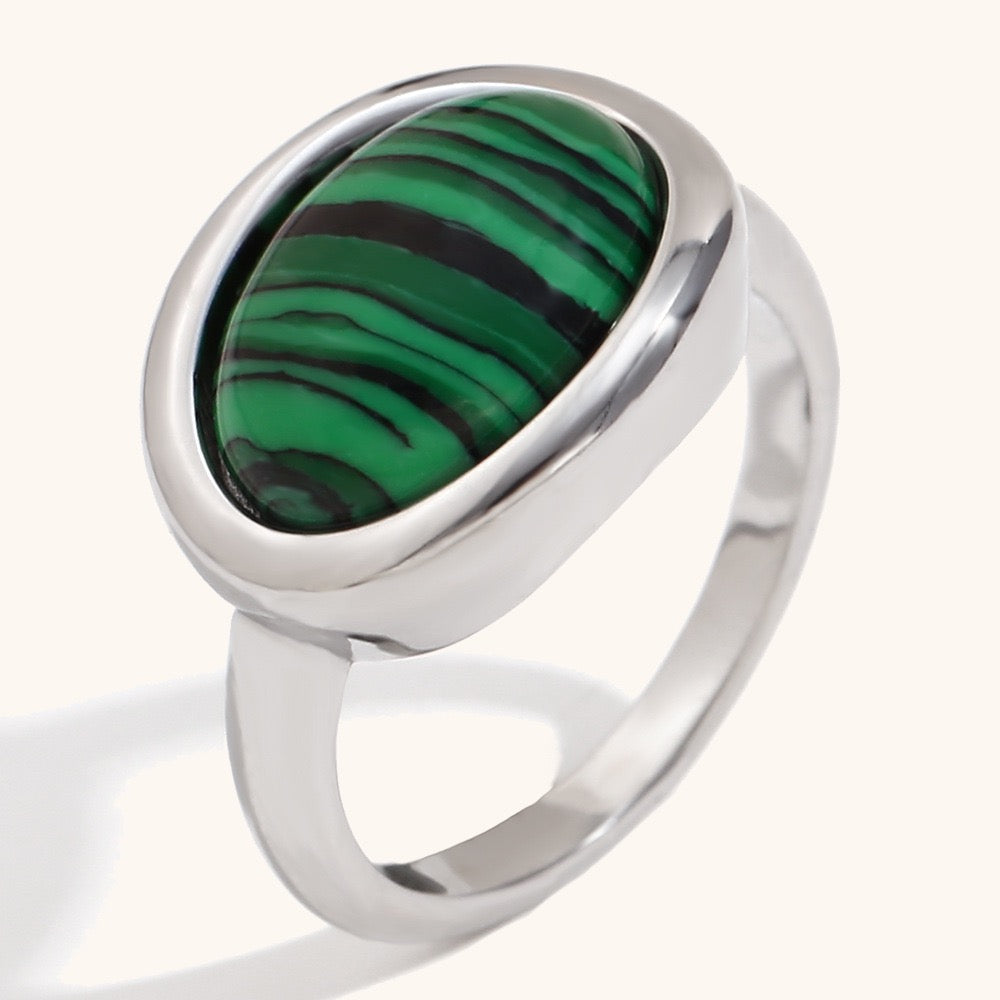 Ascot stone rings