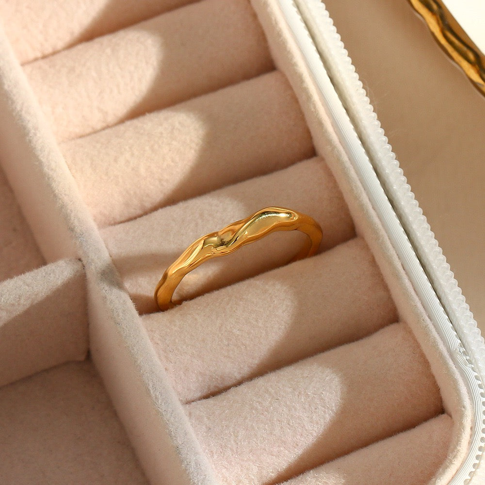 Eari melting ring