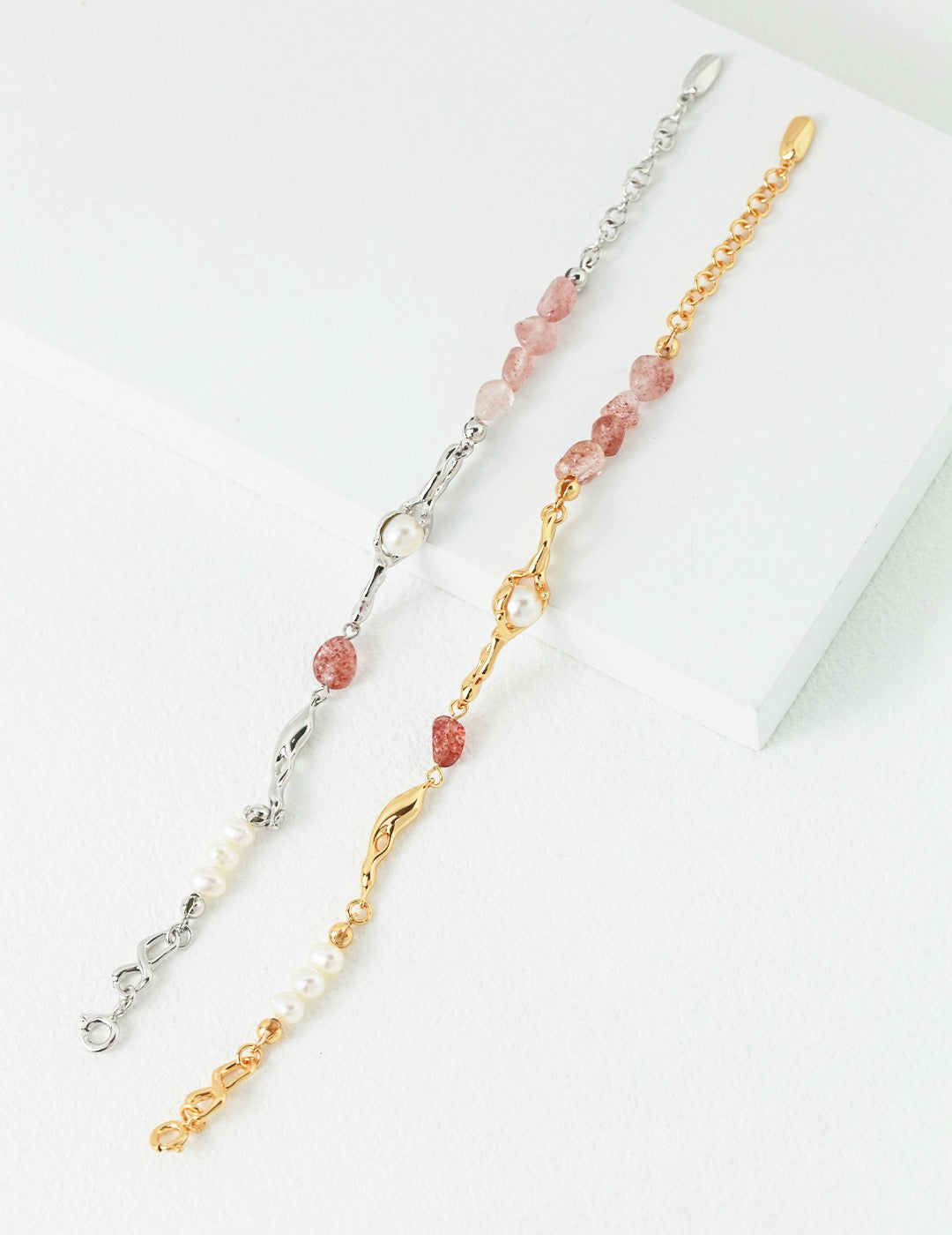 Timberland Strawberry quartz pearl bracelet