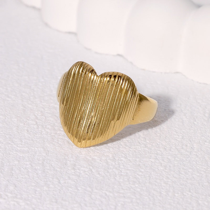 Beda heart rings