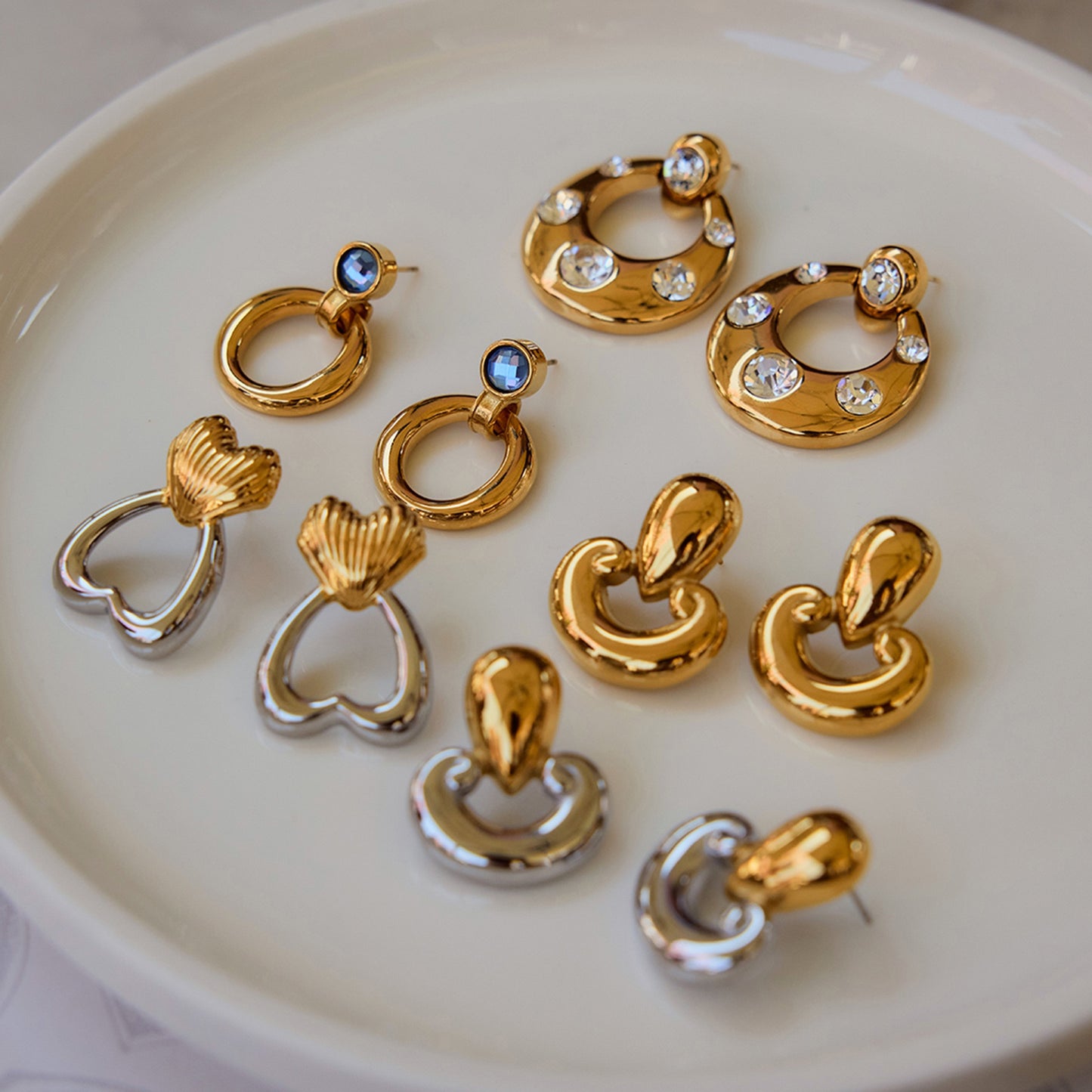 Chubby drop earrings