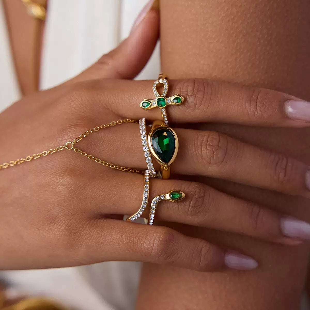 Green gem ring