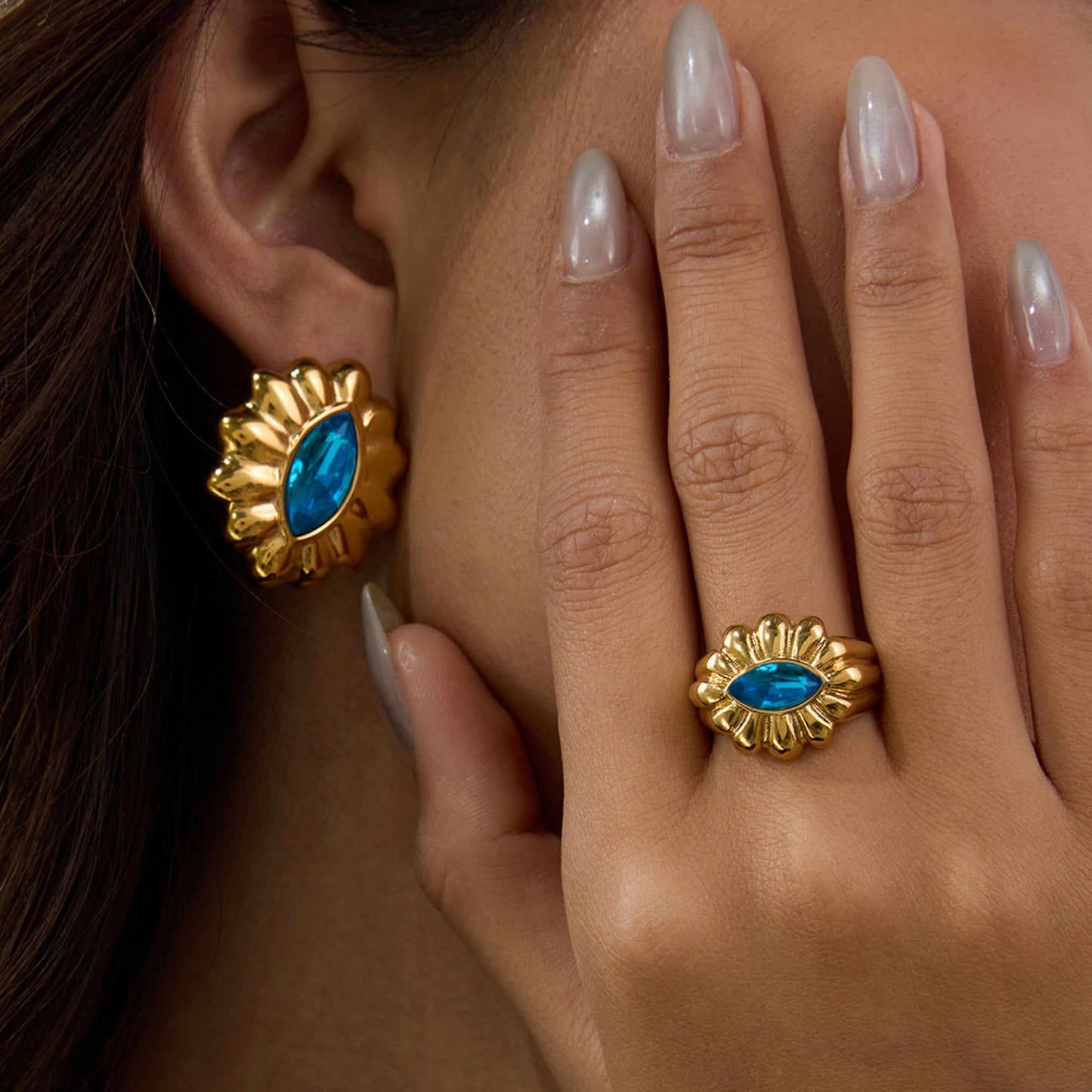 Blue flower ring