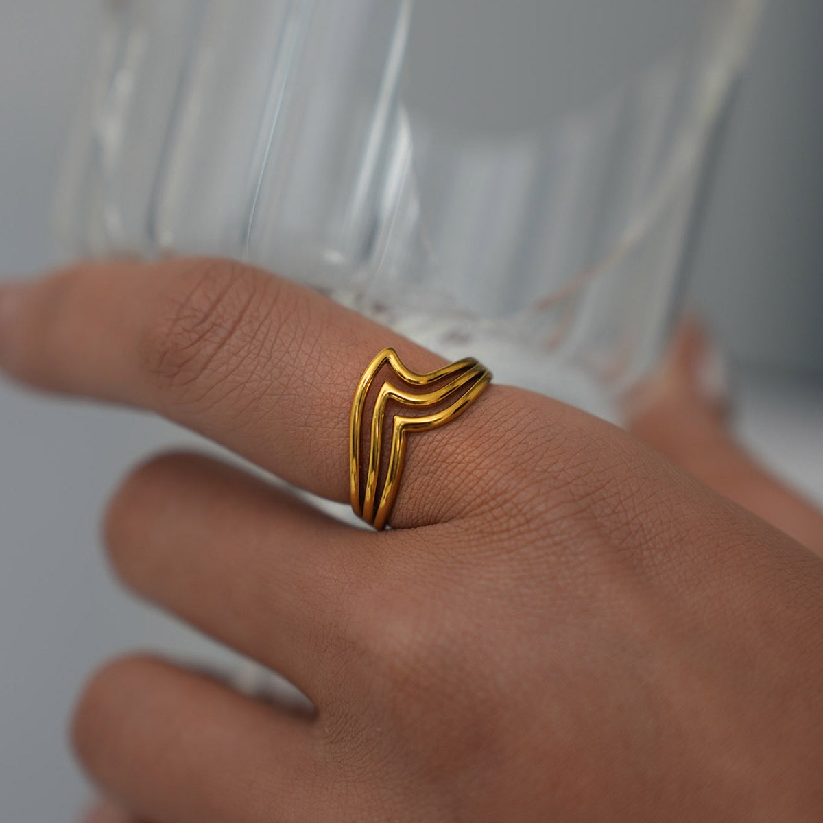 Layer waves ring