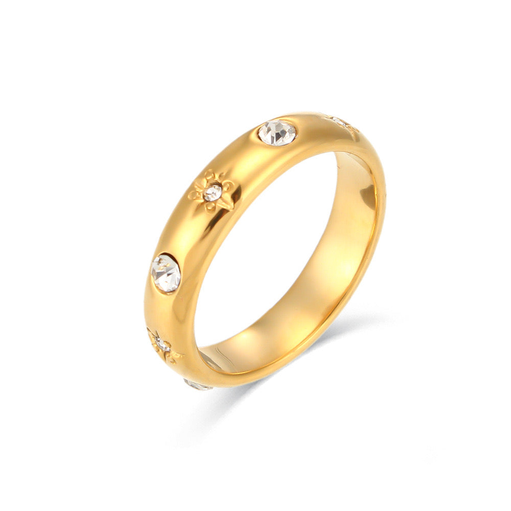 Hazel Star dust rings