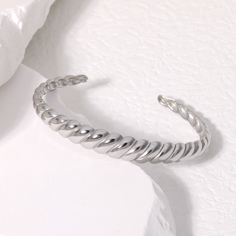 Braid open bangles