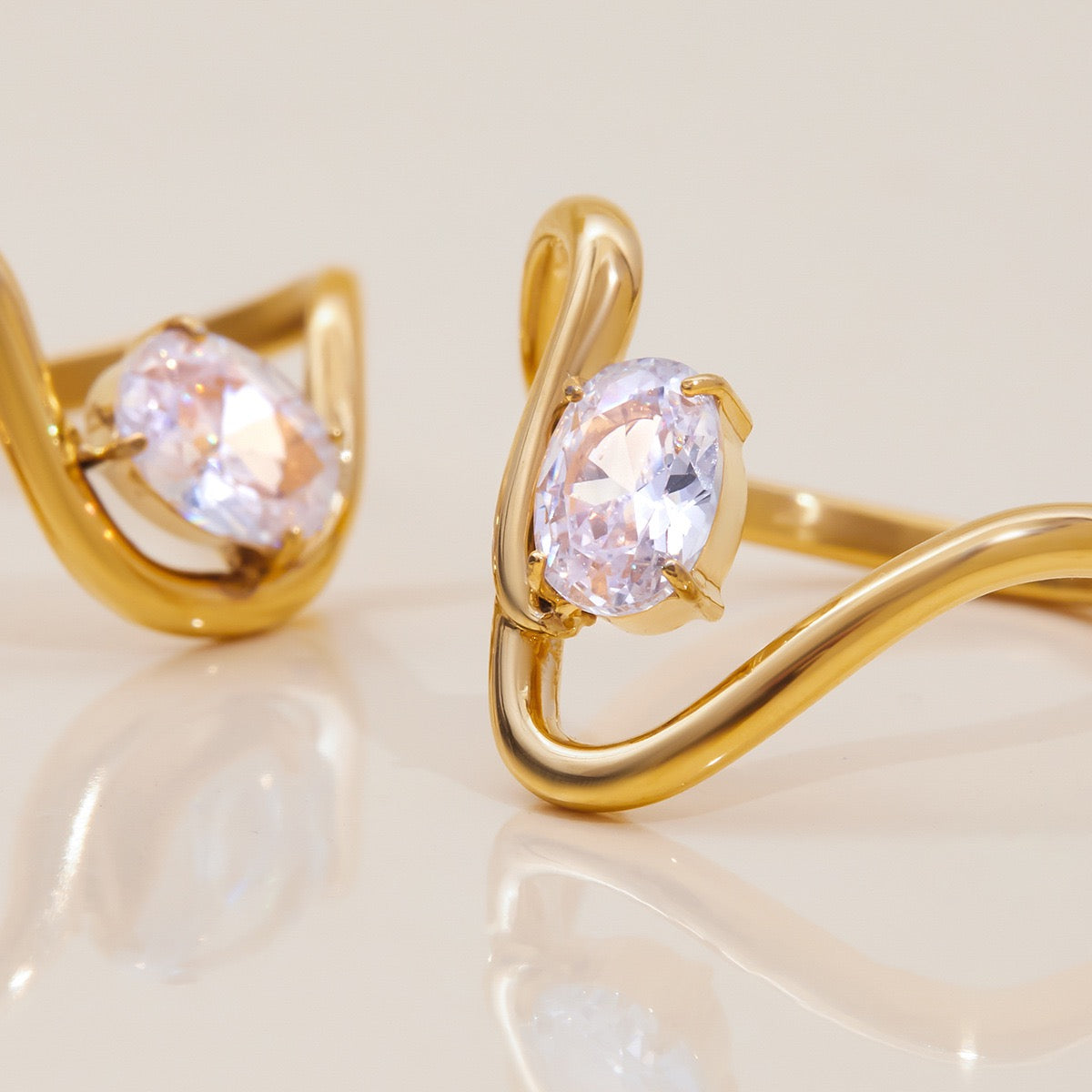 Wave rock rings