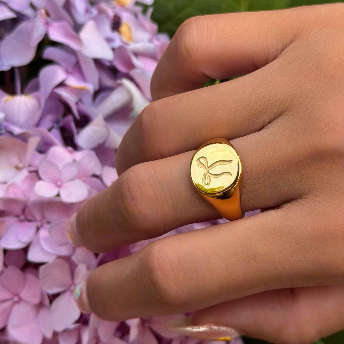 Cute bow ring