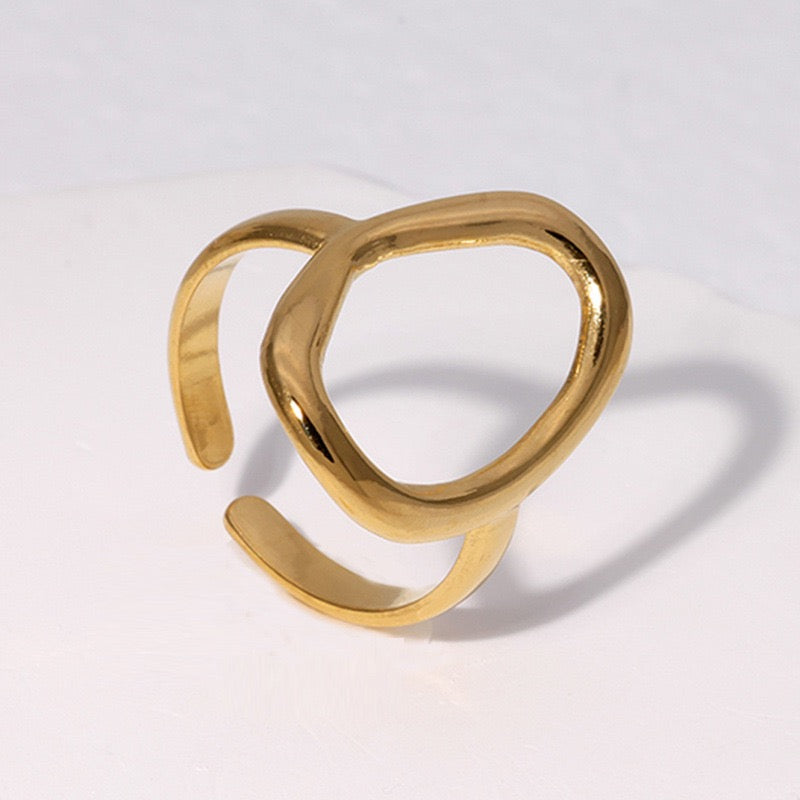 Open oval rings
