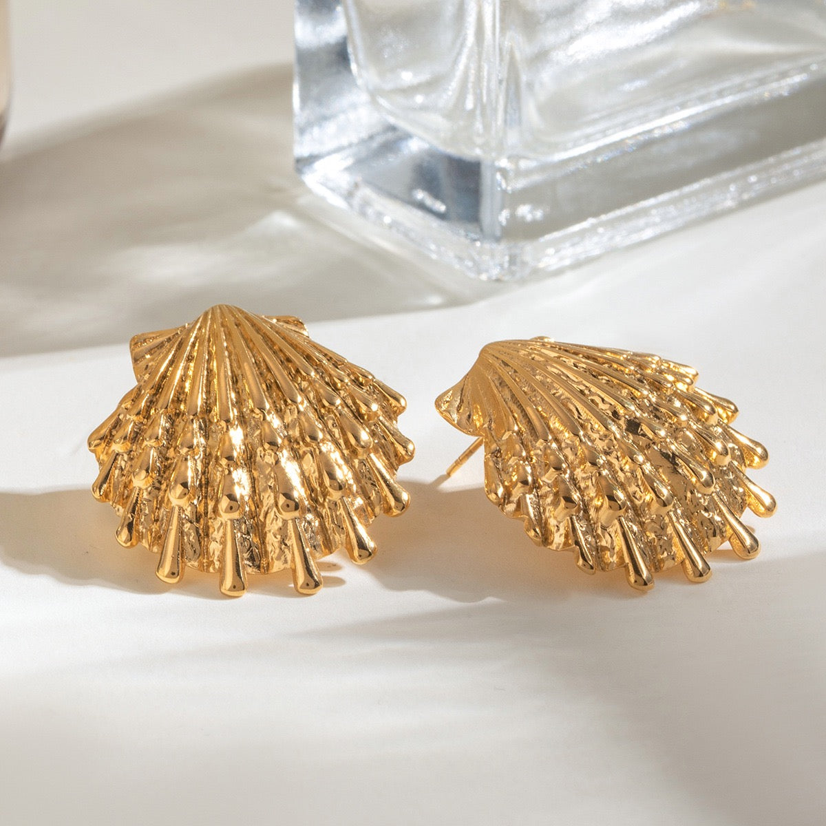 Ballaria Shell bondi earrings
