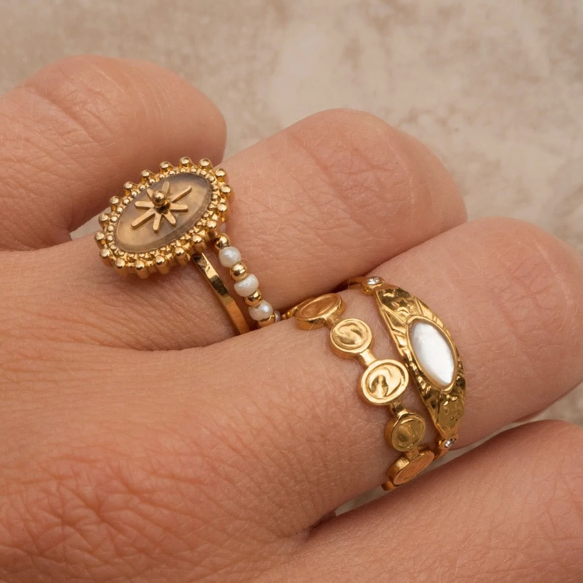 Circular quay ring
