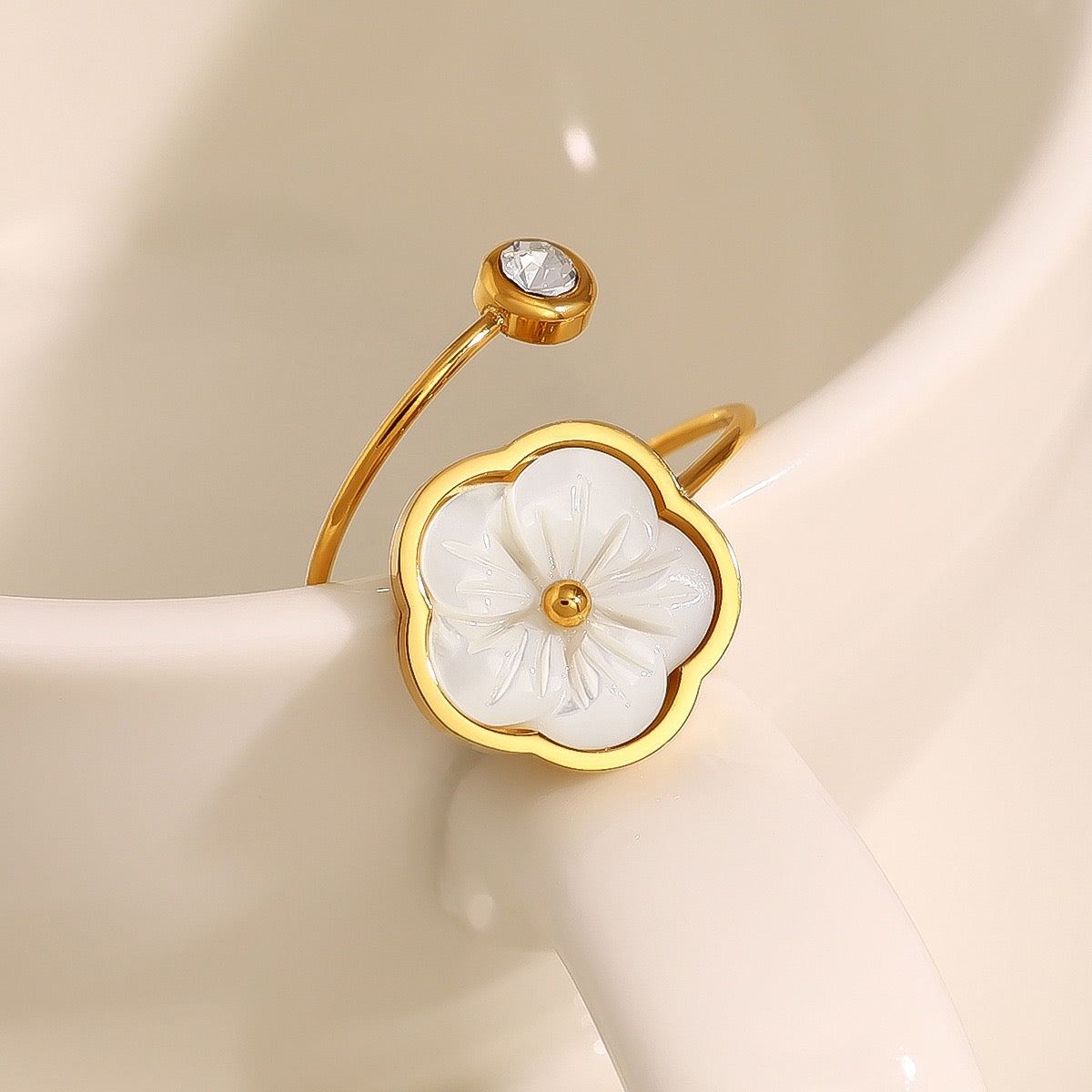 Little White flower