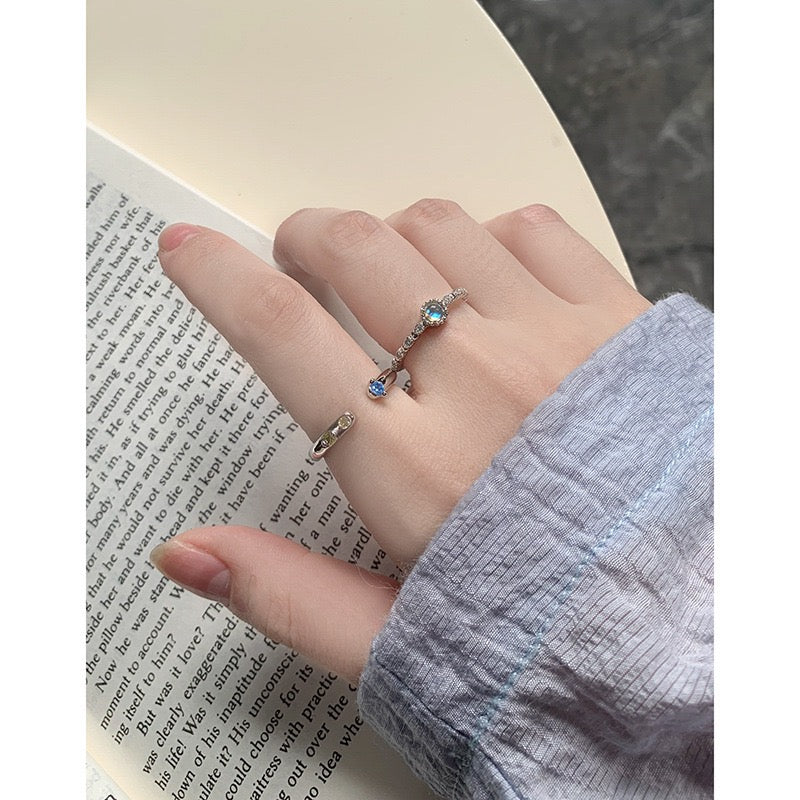 Anktina moon stone ring