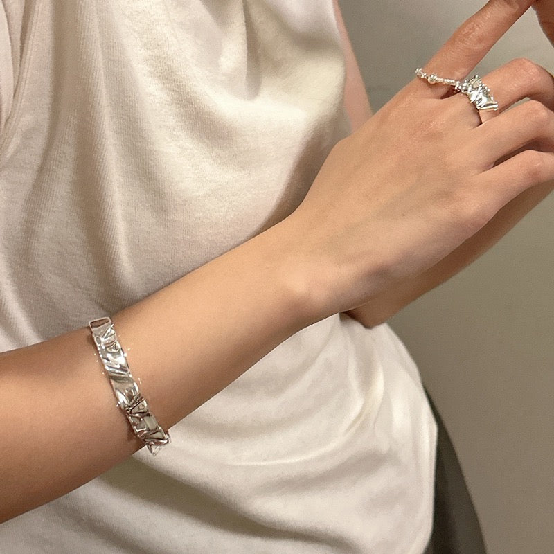 Folding sterling silver bangle