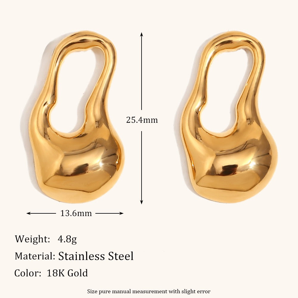 Chubby drop earrings