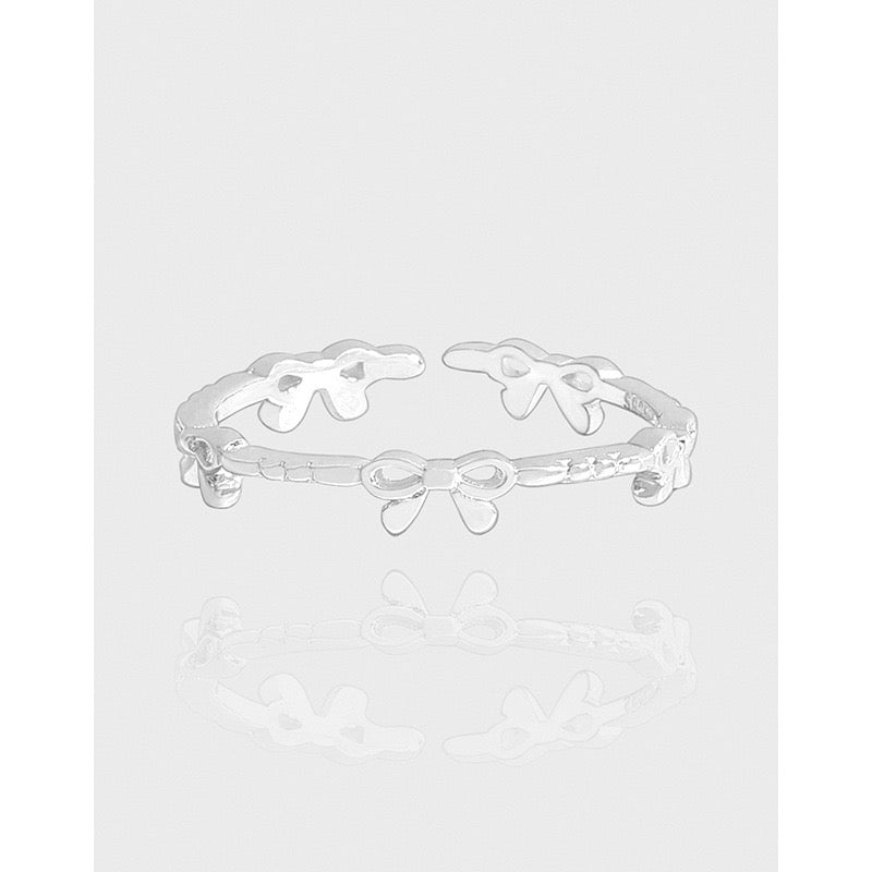 Carah bow rings