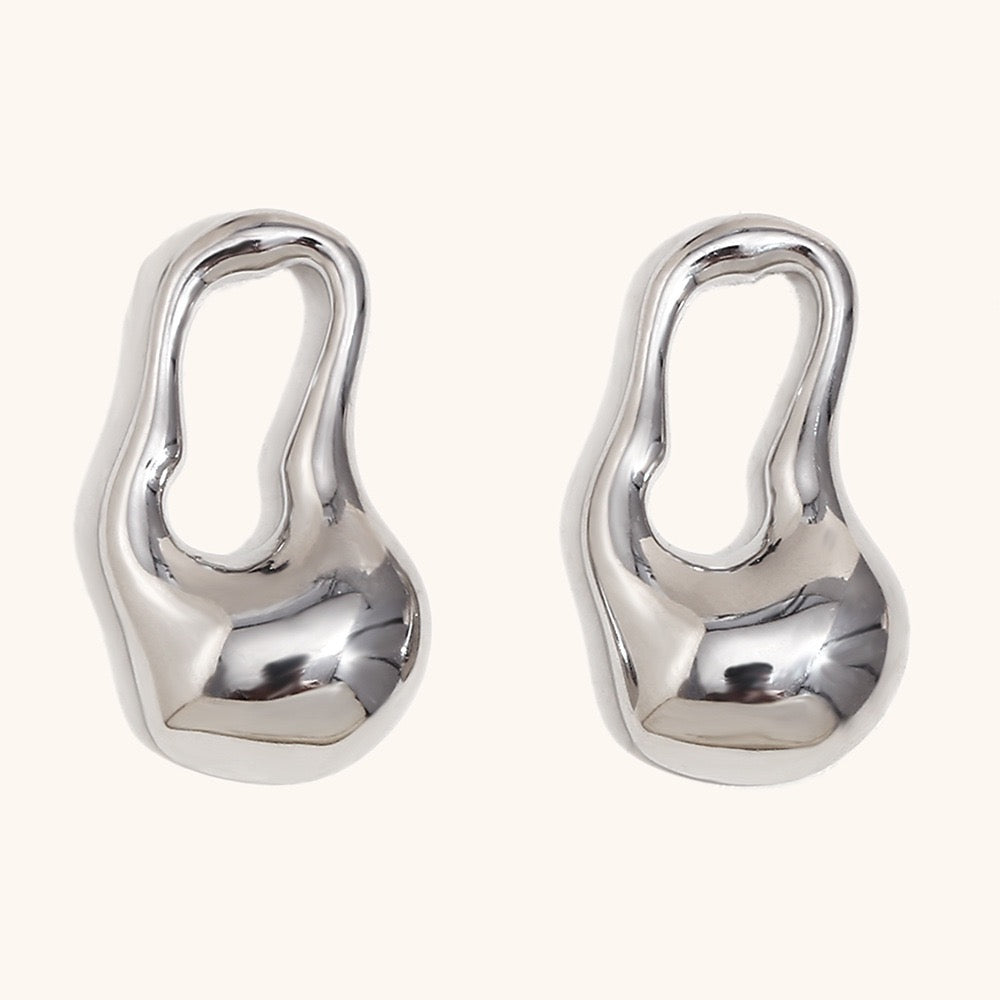 Chubby drop earrings