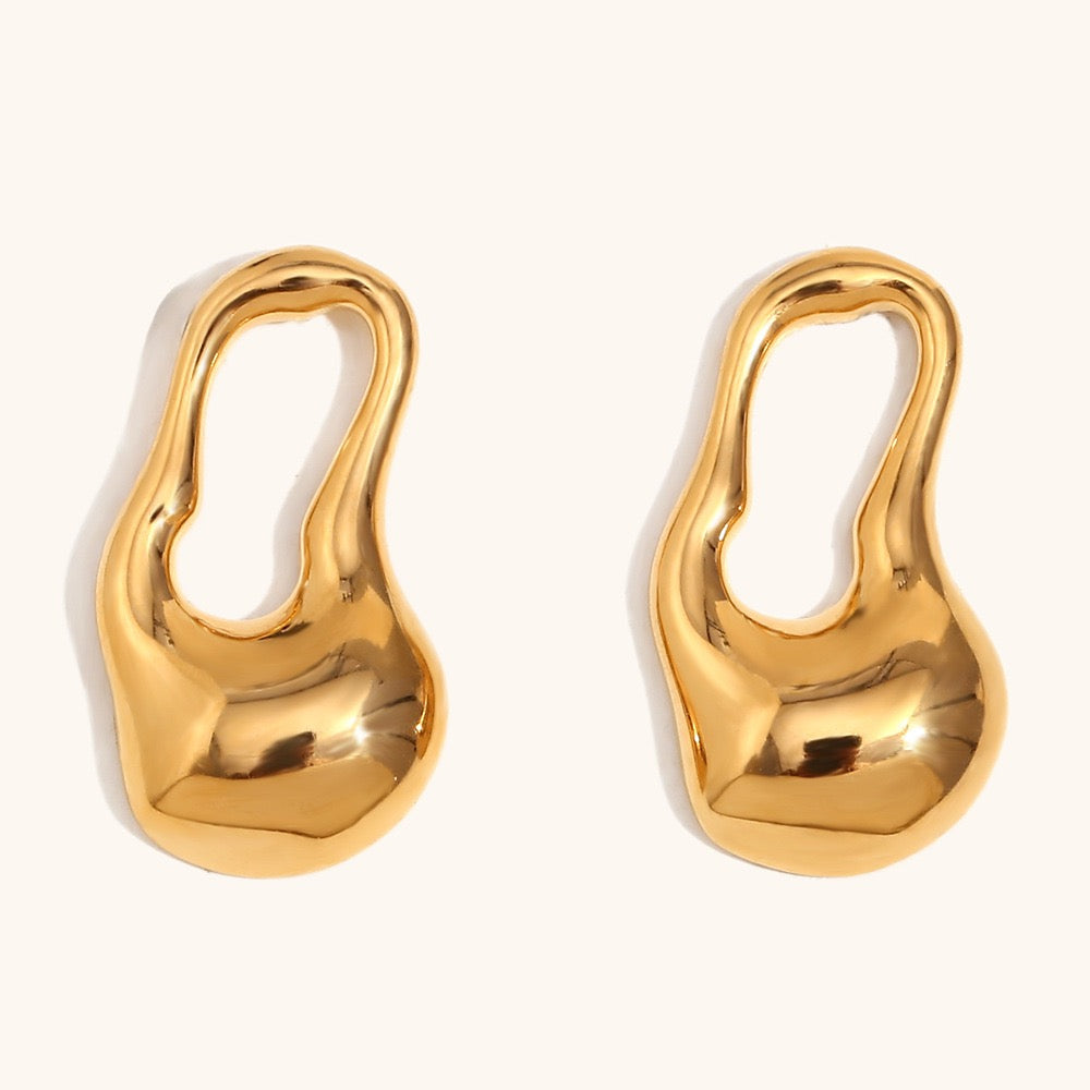 Chubby drop earrings