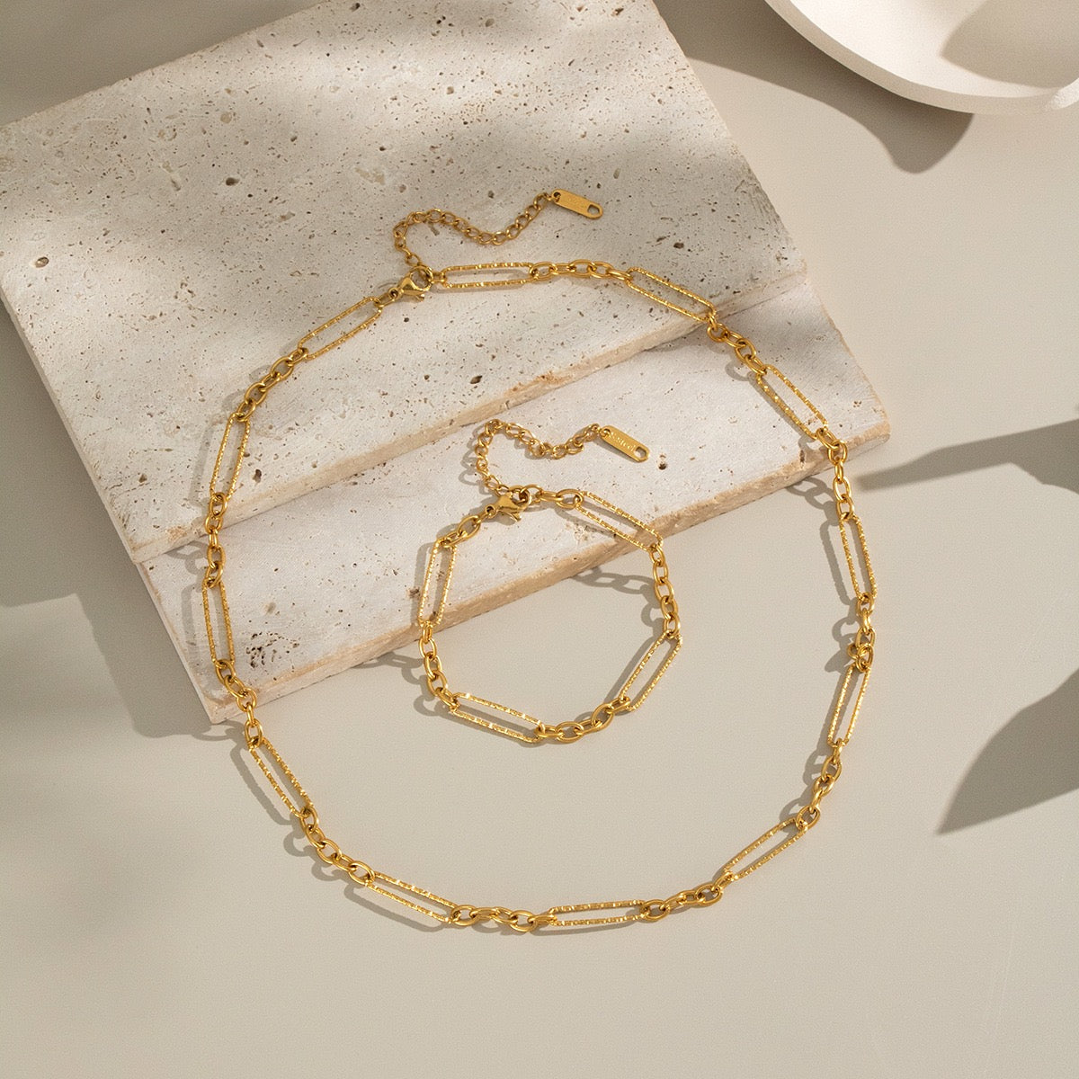 Yuki chain set