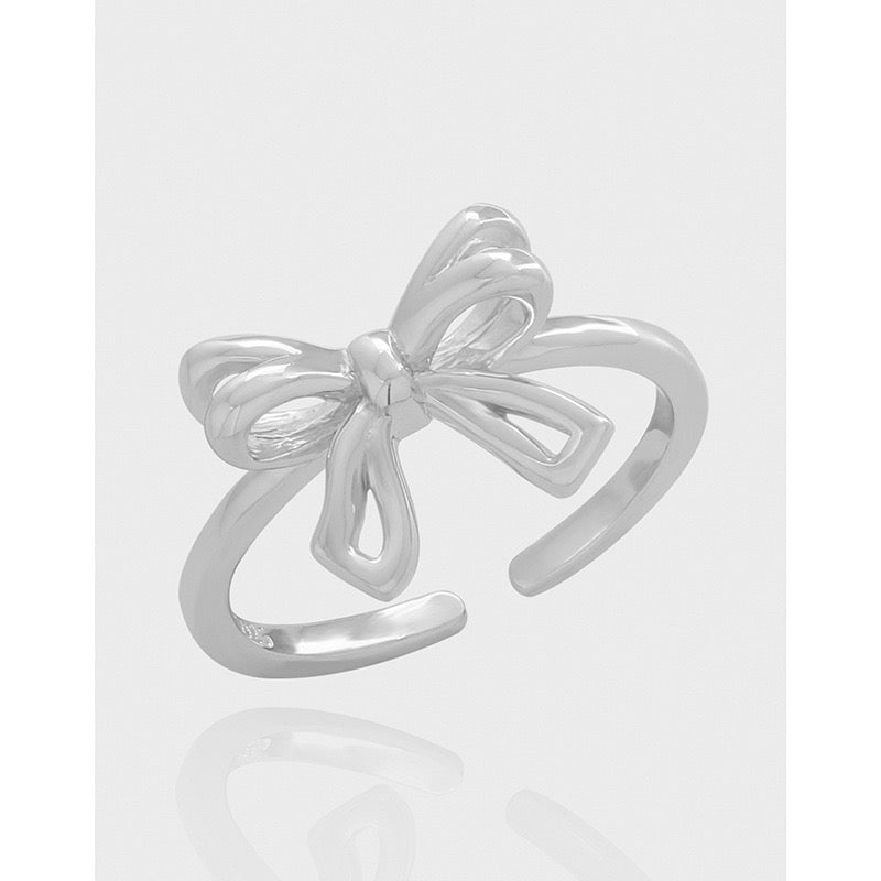 Moonshine bow ring