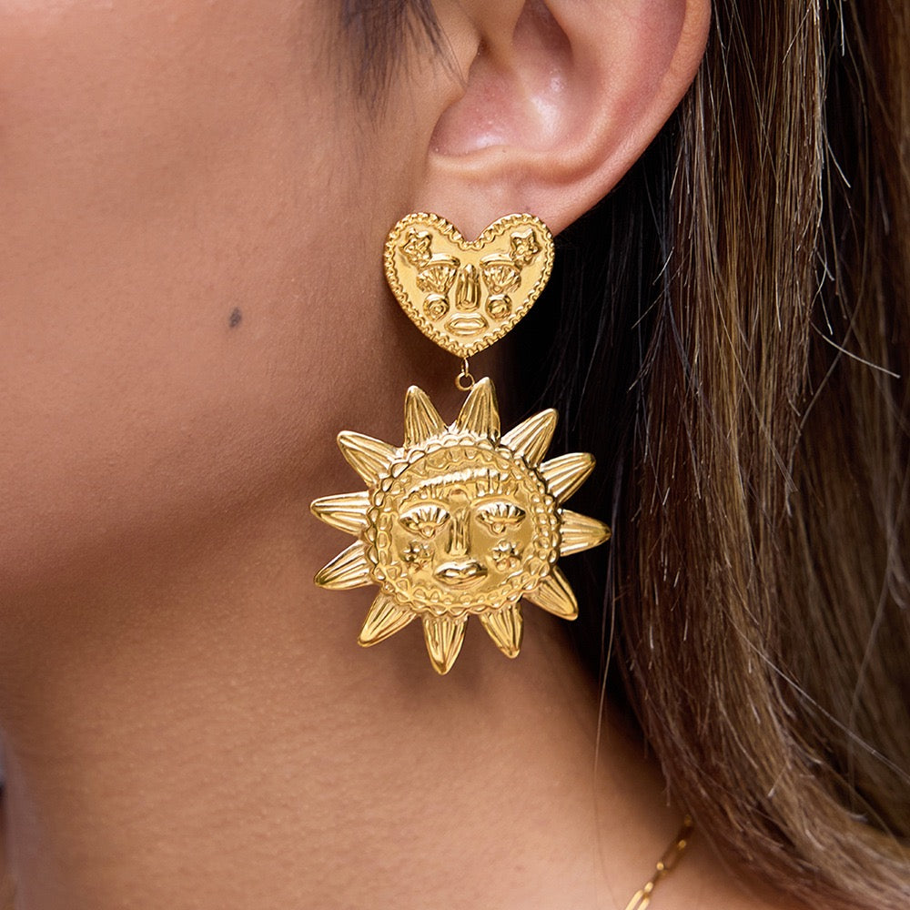 Smile sun heart earrings