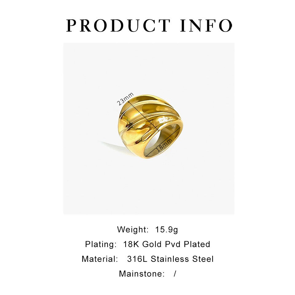 Big layer of waves statement ring