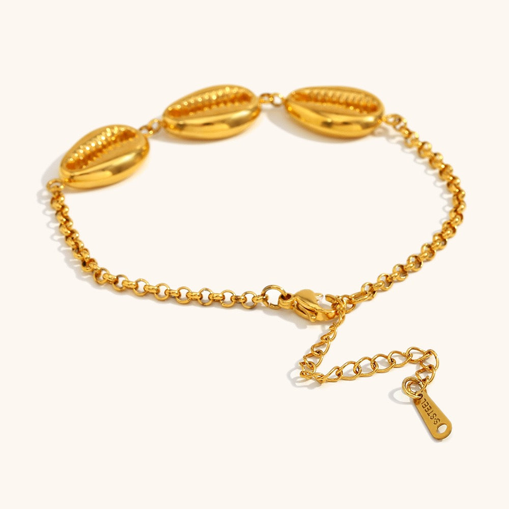 Shelly bracelet