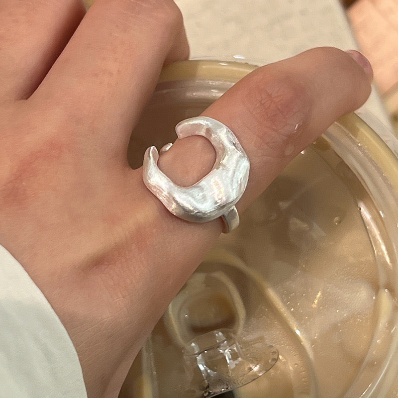 Joliua New moon silver ring